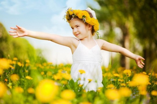 Child-Flower-Girl-Dress-Play-Happy-Field