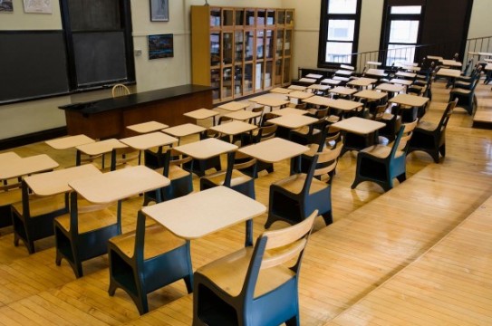 School-Classroom-Learning-Chairs-Desks